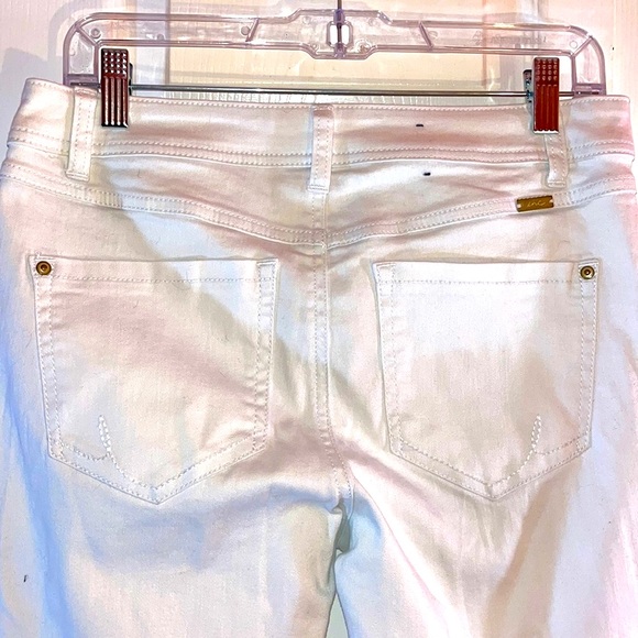NWOT - INC DENIM, Skinny Leg. Optic White. Size: 6. Beautiful. Never Worn!! - Picture 6 of 9
